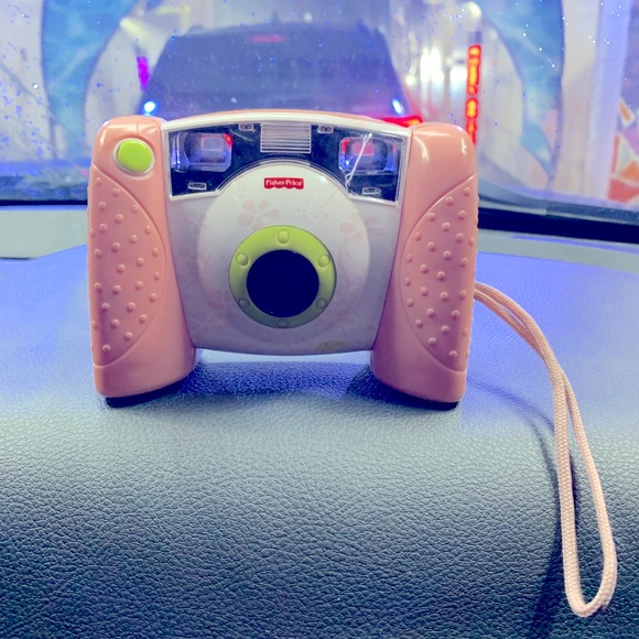Fisher Price | Pink & White Kid Touch Digital Camera Child Practice Photography - Picture 8 of 9